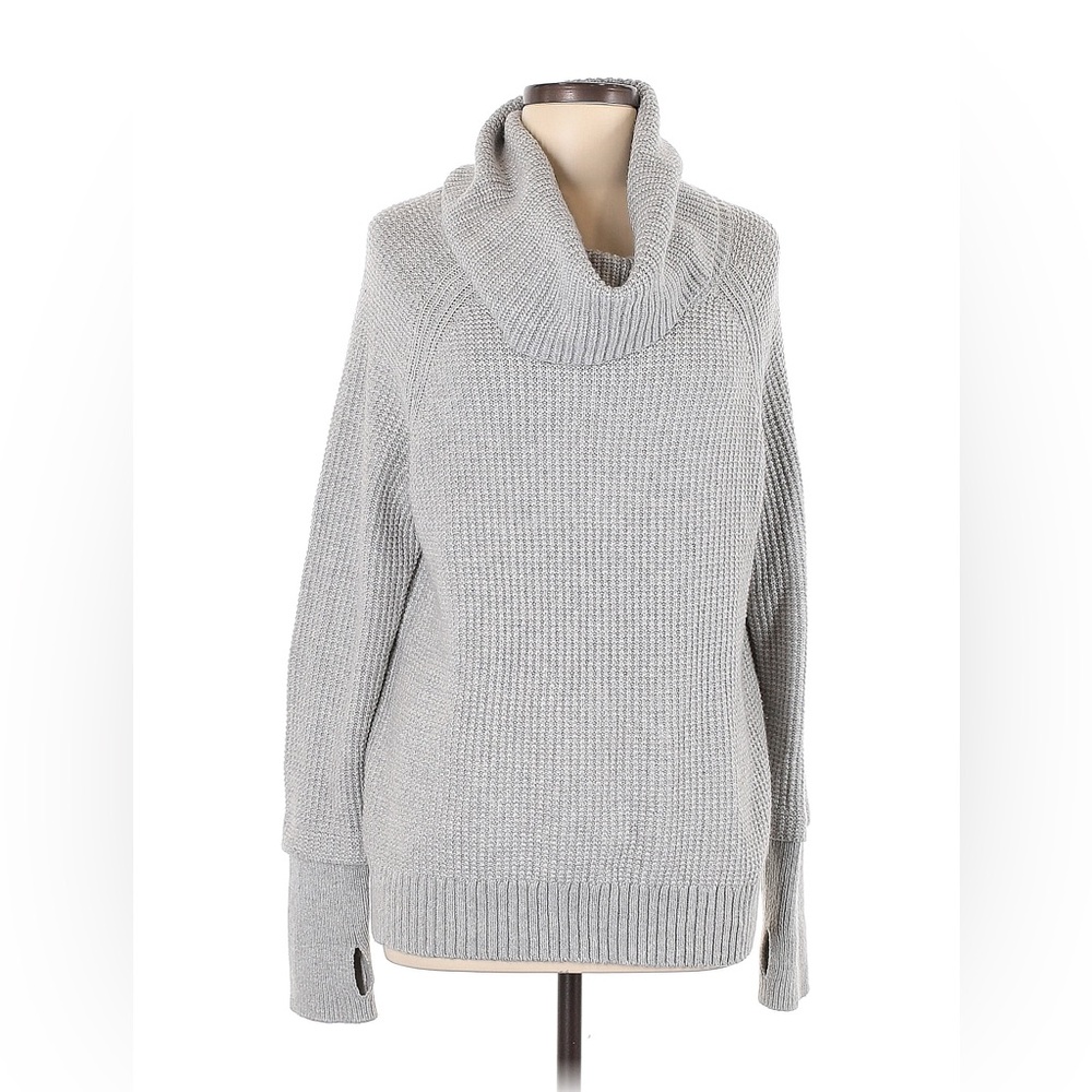 Medium Gray Market and Spruce Turtleneck